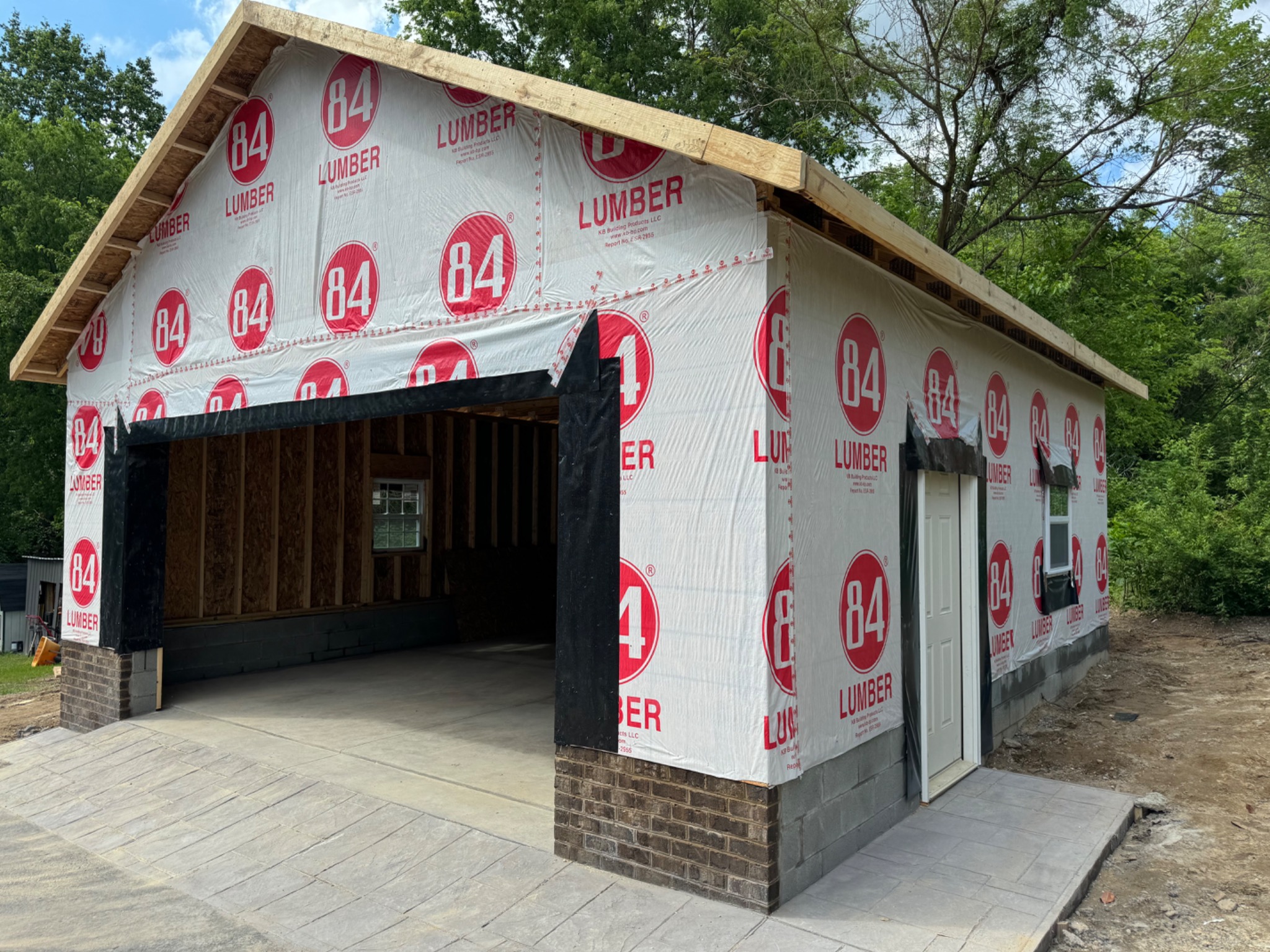 Garage sheathed and wrapped before siding installation